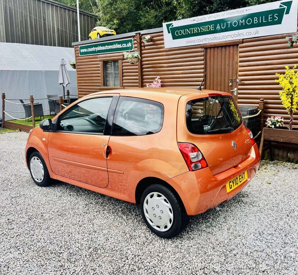 2010 RENAULT TWINGO 2010 RENAULT TWINGO