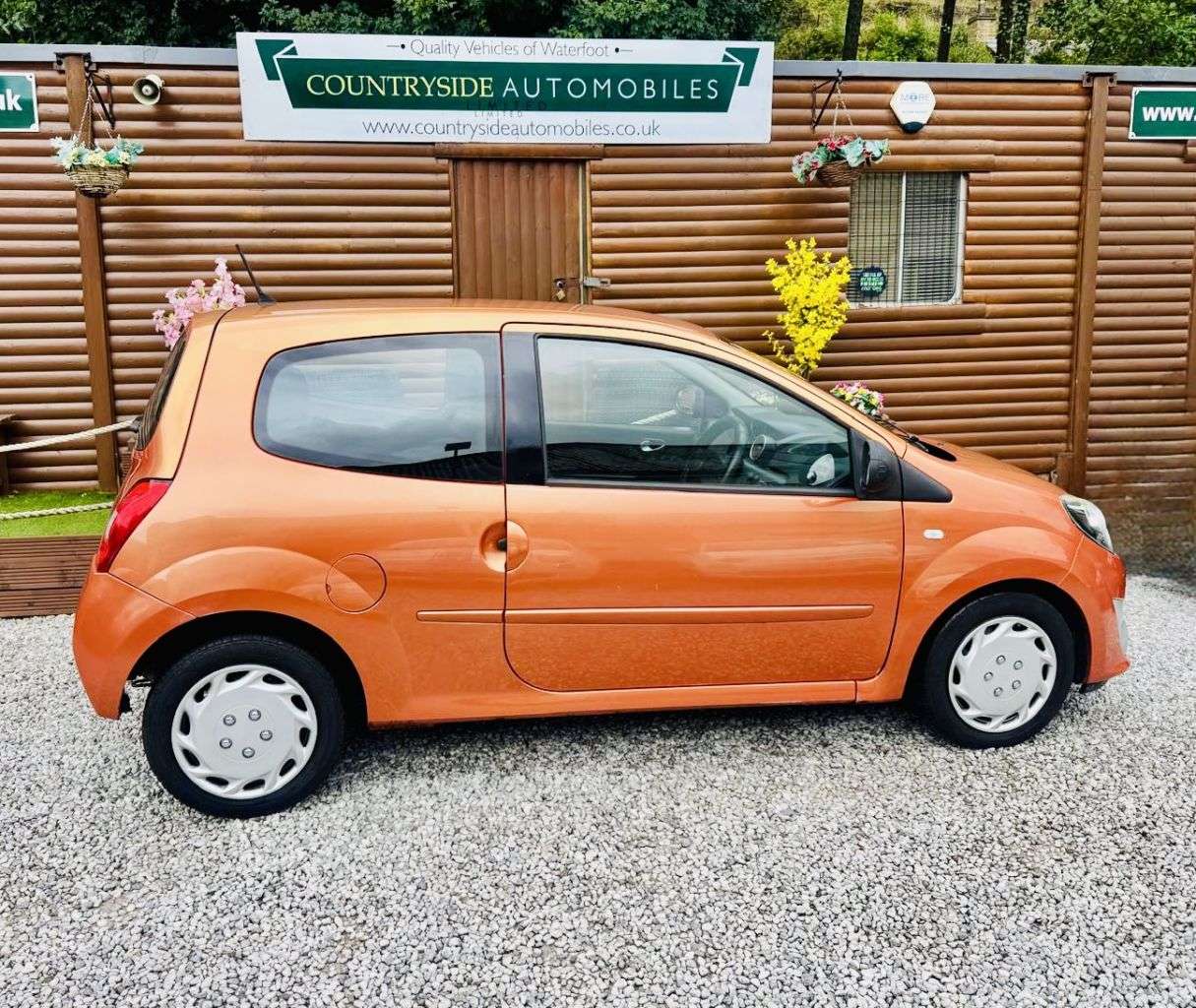 2010 RENAULT TWINGO 2010 RENAULT TWINGO