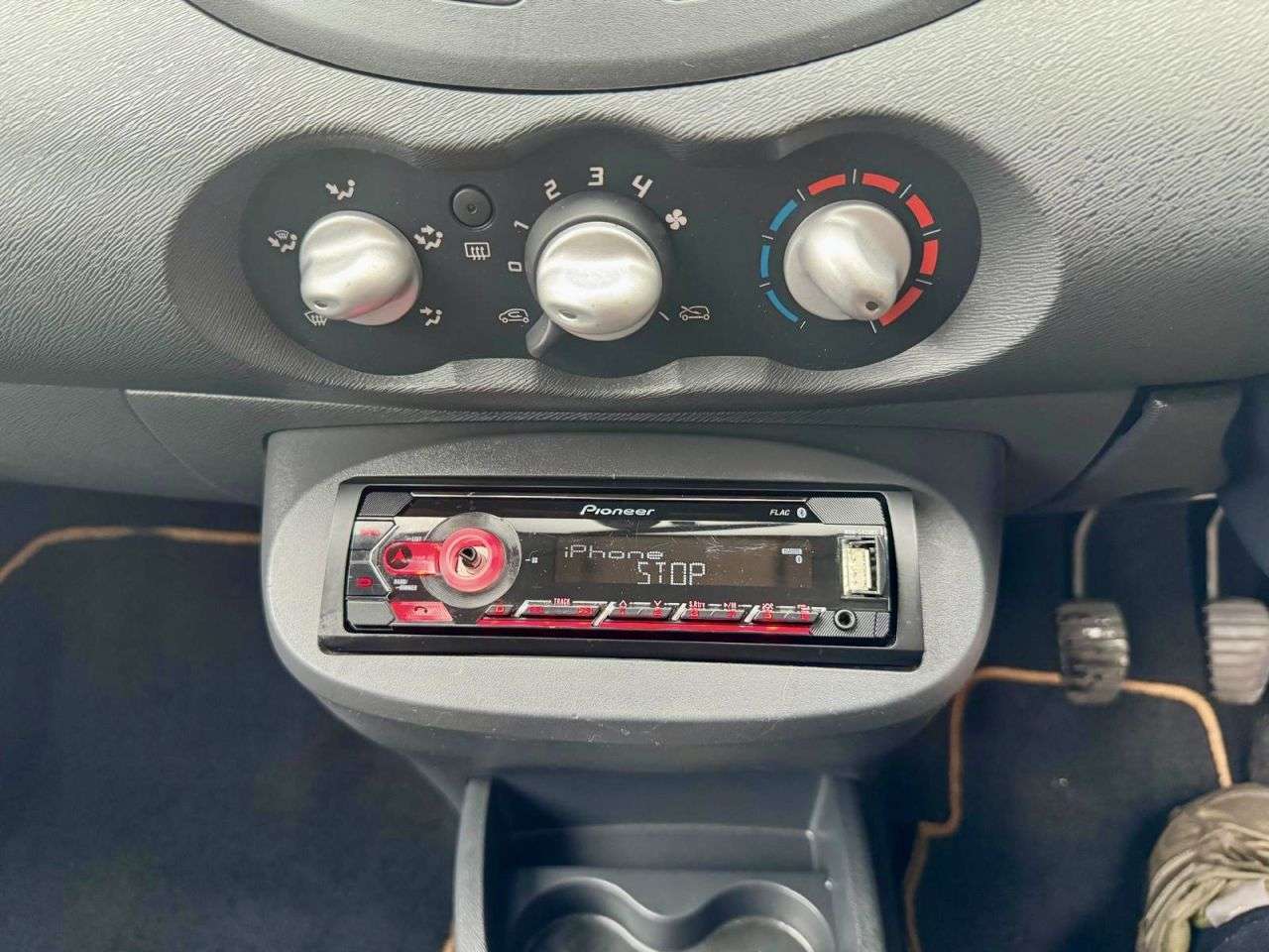 2010 RENAULT TWINGO 2010 RENAULT TWINGO