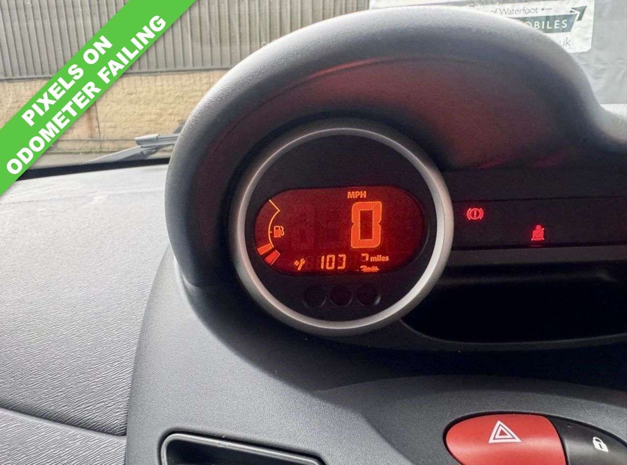 2010 RENAULT TWINGO 2010 RENAULT TWINGO