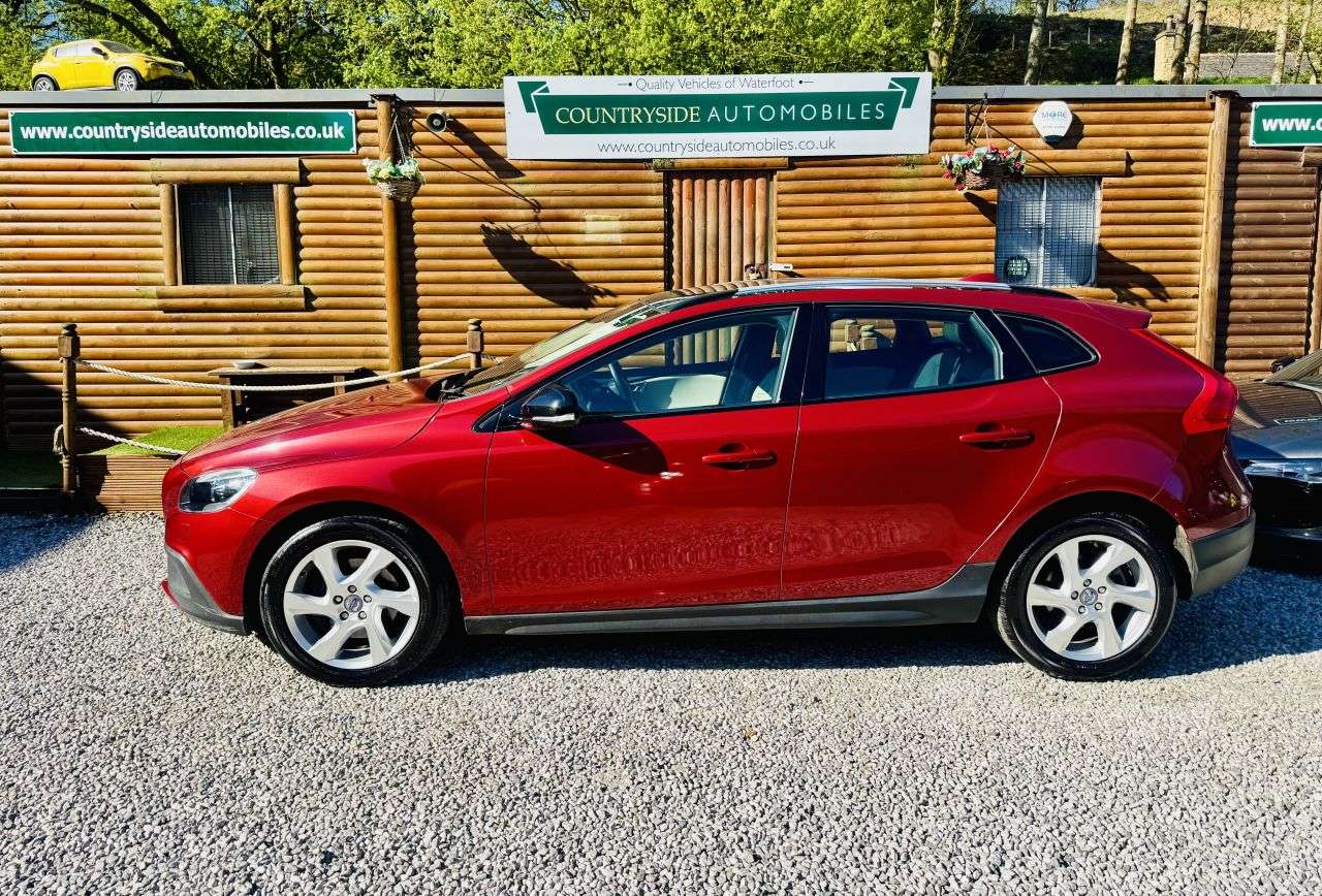 2013 VOLVO V40 CROSS COUNTRY 2013 VOLVO V40 CROSS COUNTRY