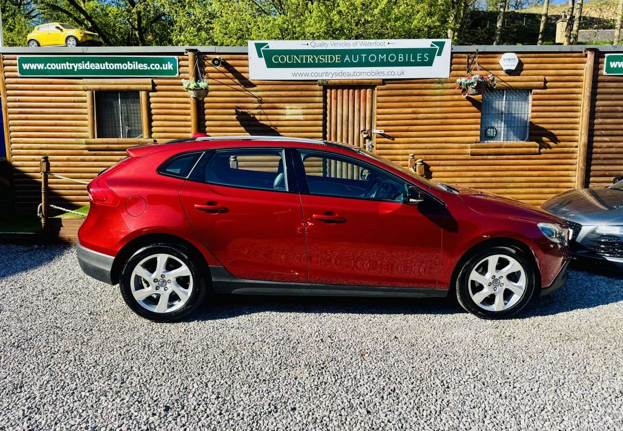 2013 VOLVO V40 CROSS COUNTRY 2013 VOLVO V40 CROSS COUNTRY