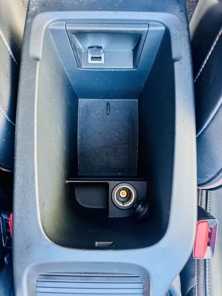 2013 VOLVO V40 CROSS COUNTRY 2013 VOLVO V40 CROSS COUNTRY