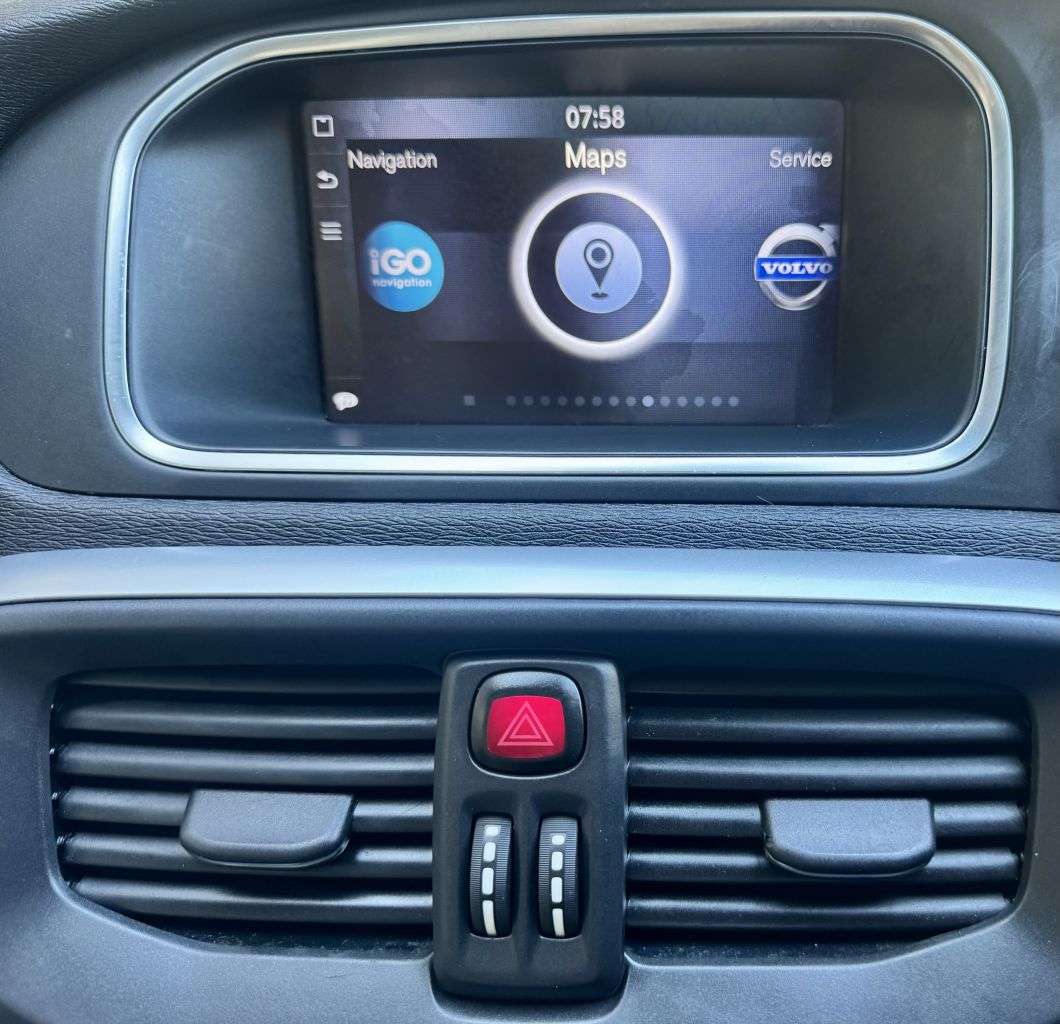 2013 VOLVO V40 CROSS COUNTRY 2013 VOLVO V40 CROSS COUNTRY