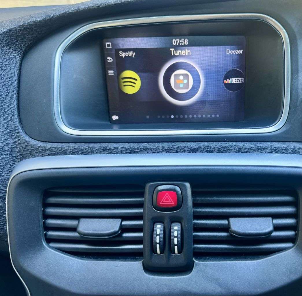 2013 VOLVO V40 CROSS COUNTRY 2013 VOLVO V40 CROSS COUNTRY