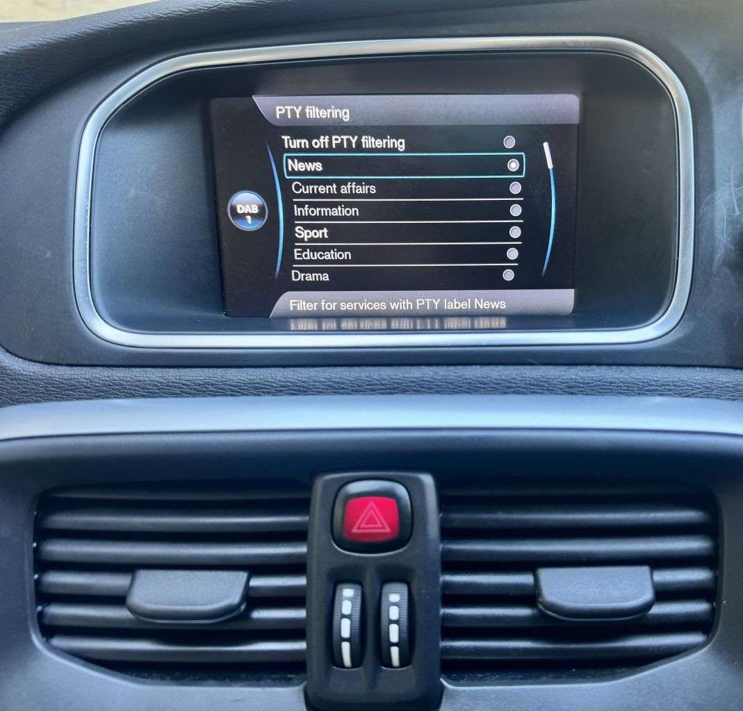 2013 VOLVO V40 CROSS COUNTRY 2013 VOLVO V40 CROSS COUNTRY