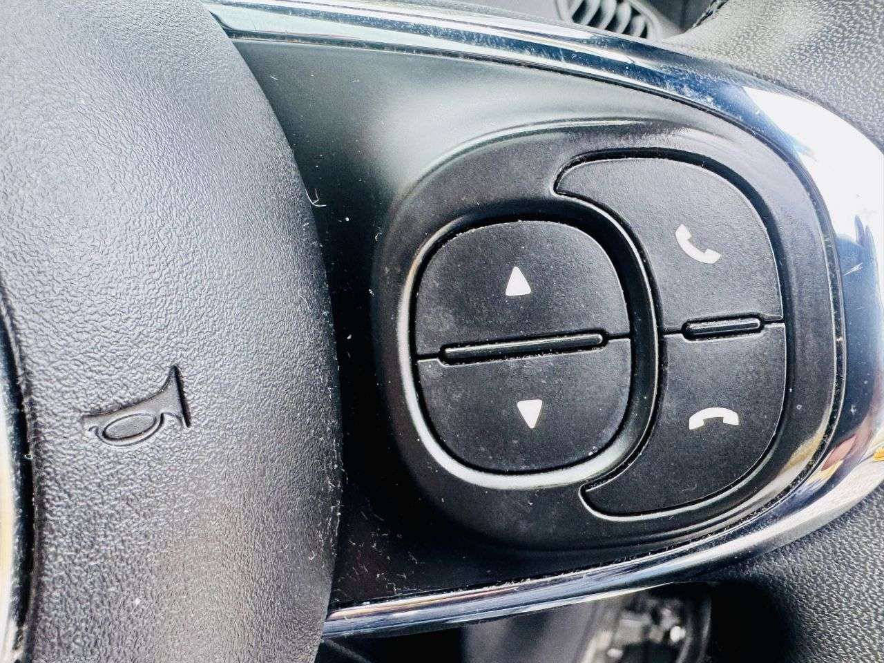 2023 FIAT 500 2023 FIAT 500
