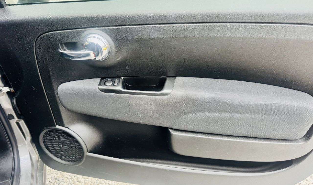 2023 FIAT 500 2023 FIAT 500