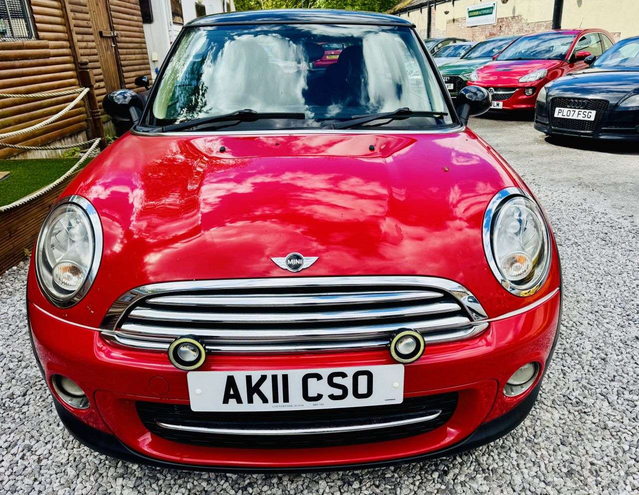A 2011 MINI HATCH 1.6 One Hatchback 3dr Petrol Manual Euro 5 (98 ps) NEW MOT A 2011 MINI HATCH 1.6 One Hatchback 3dr Petrol Manual Euro 5 (98 ps) NEW MOT