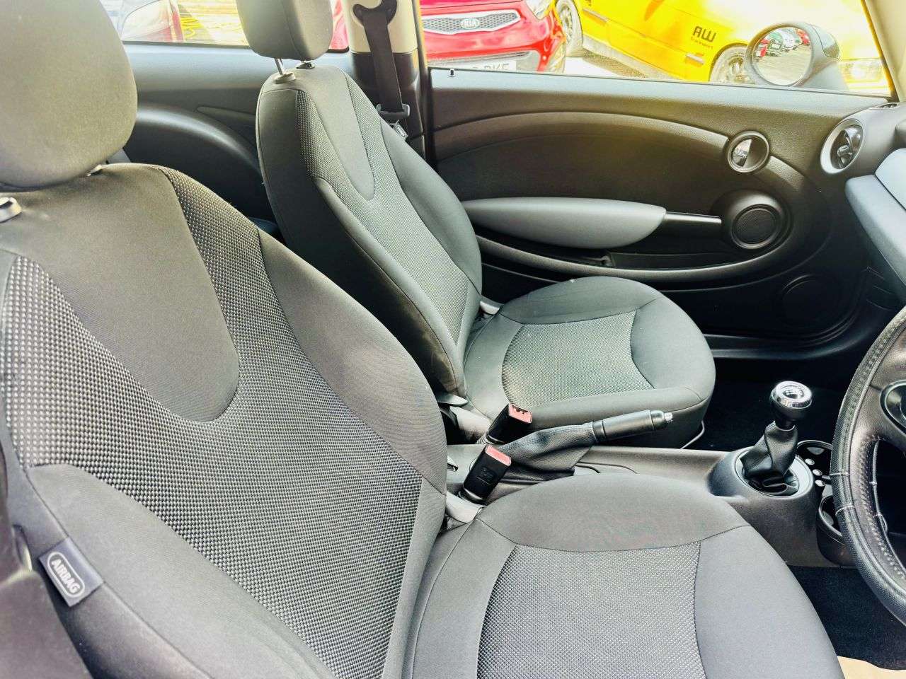 2011 MINI HATCH 2011 MINI HATCH