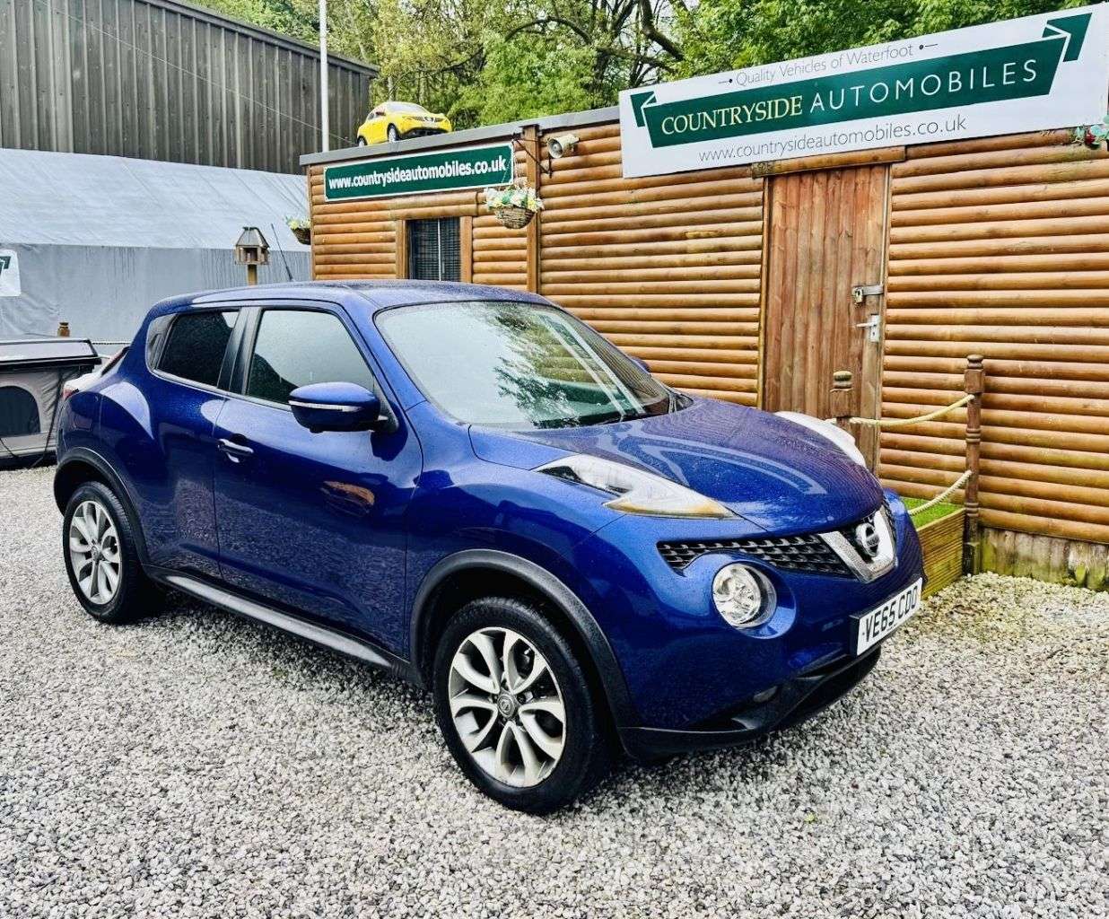 A 2015 NISSAN JUKE 1.5 dCi Tekna SUV 5dr Diesel Manual Euro 6 (s/s) (110 ps) 2 YEAR PARTS AND A 2015 NISSAN JUKE 1.5 dCi Tekna SUV 5dr Diesel Manual Euro 6 (s/s) (110 ps) 2 YEAR PARTS AND