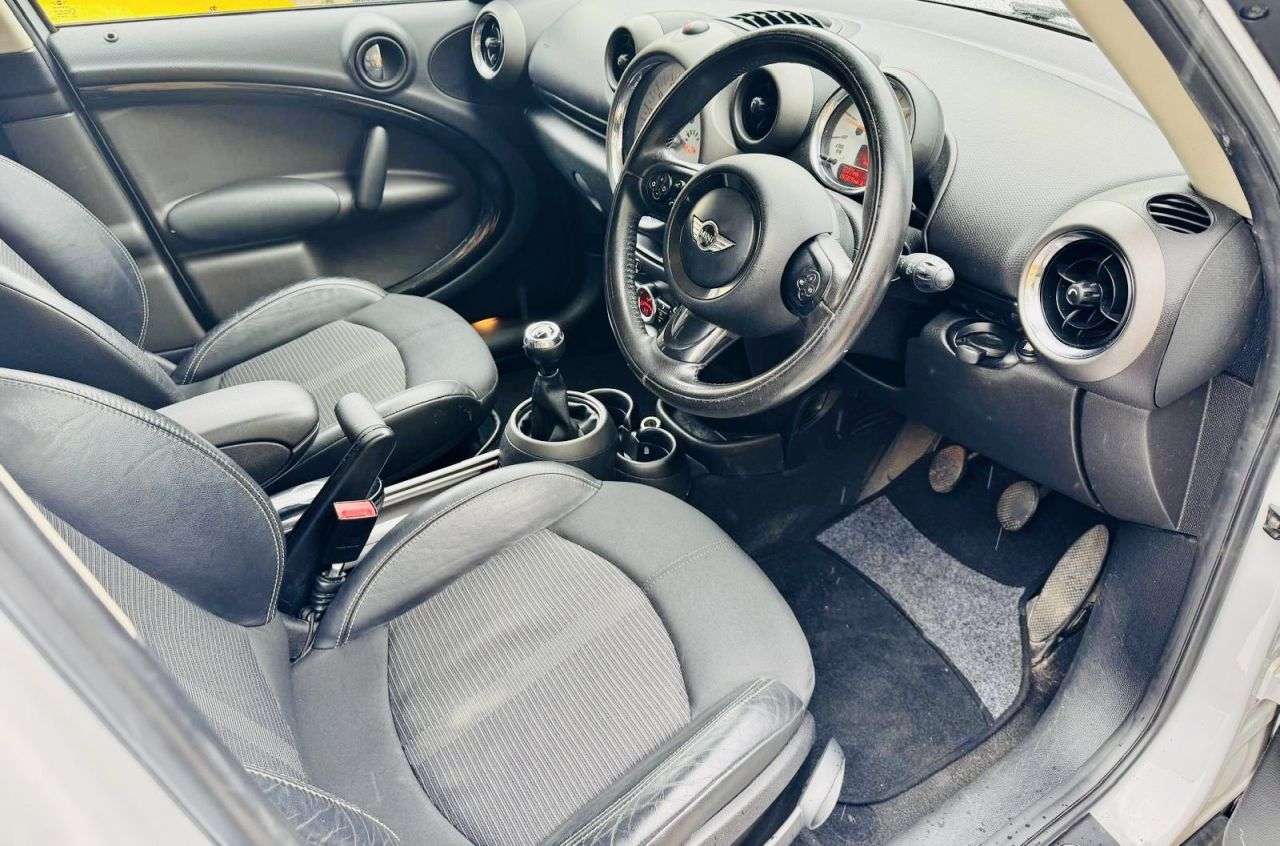 2012 MINI COUNTRYMAN 2012 MINI COUNTRYMAN