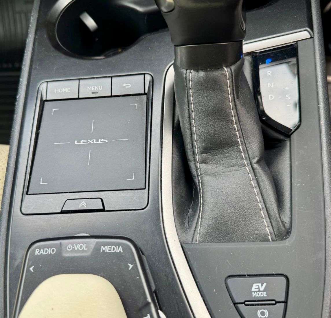 2019 LEXUS UX 2019 LEXUS UX