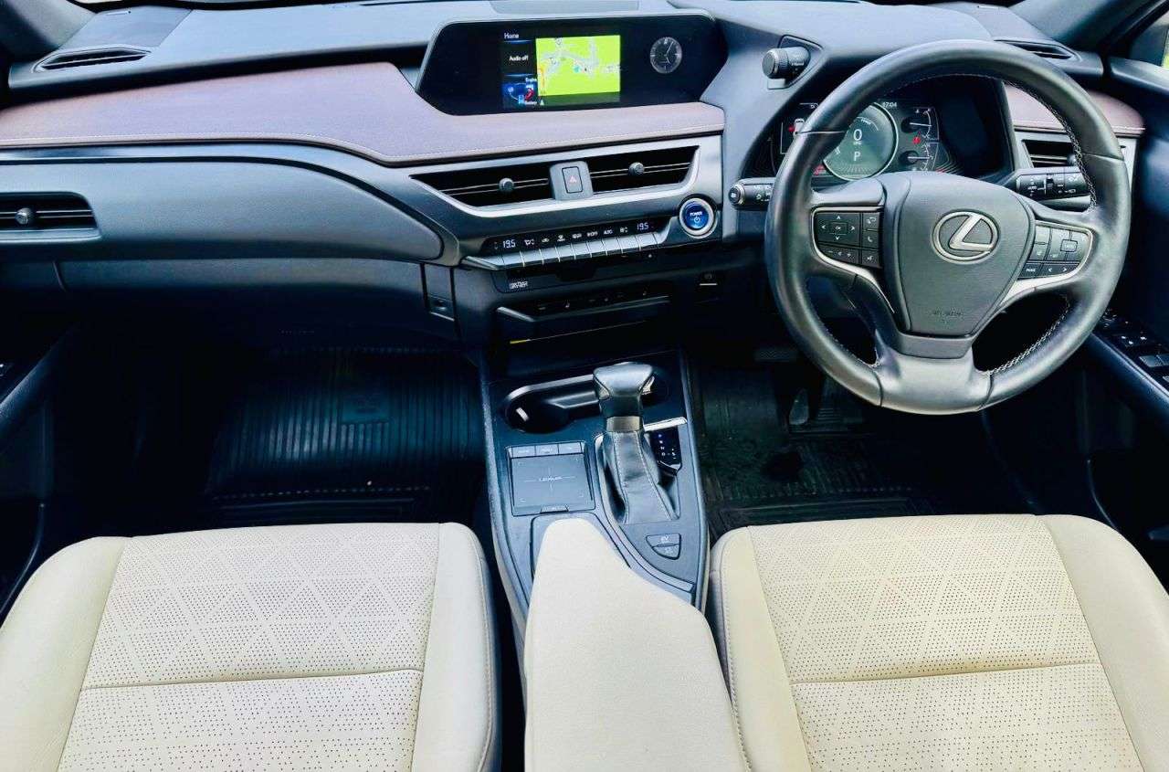 2019 LEXUS UX 2019 LEXUS UX