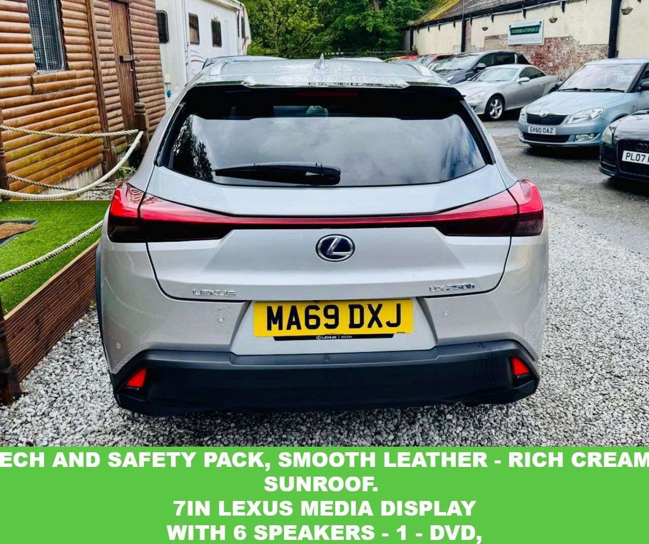 2019 LEXUS UX 2019 LEXUS UX