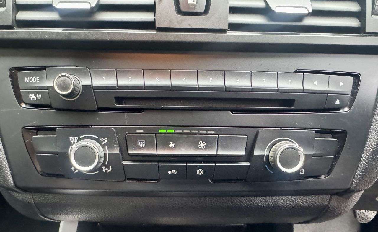 2012 BMW 1 SERIES 2012 BMW 1 SERIES