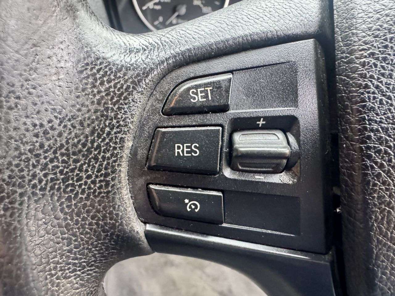 2012 BMW 1 SERIES 2012 BMW 1 SERIES