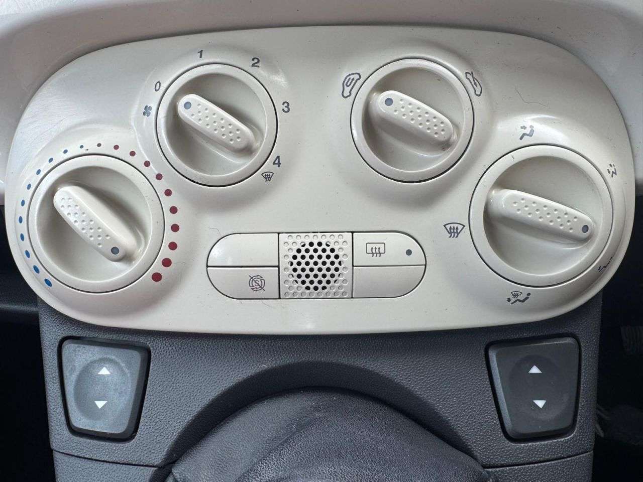 2014 FIAT 500 2014 FIAT 500