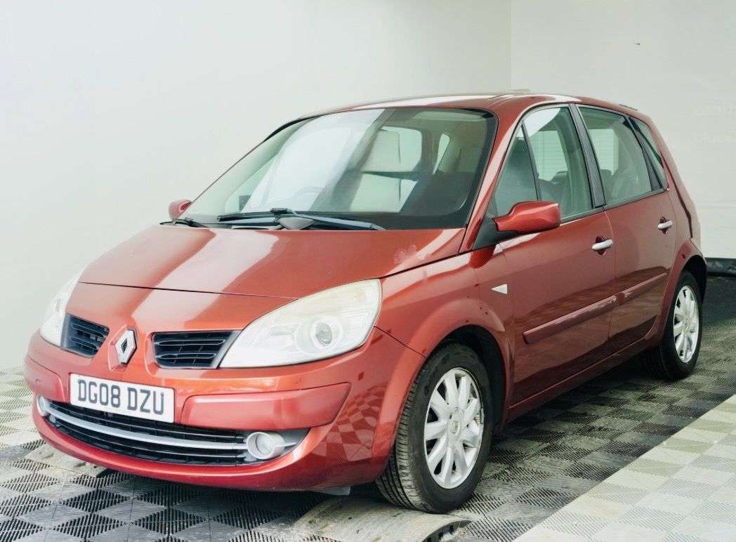 A 2008 RENAULT SCENIC 1.9 dCi Dynamique MPV 5dr Diesel Manual (159 g/km, 130 bhp) # ALLOY WHEELS A 2008 RENAULT SCENIC 1.9 dCi Dynamique MPV 5dr Diesel Manual (159 g/km, 130 bhp) # ALLOY WHEELS