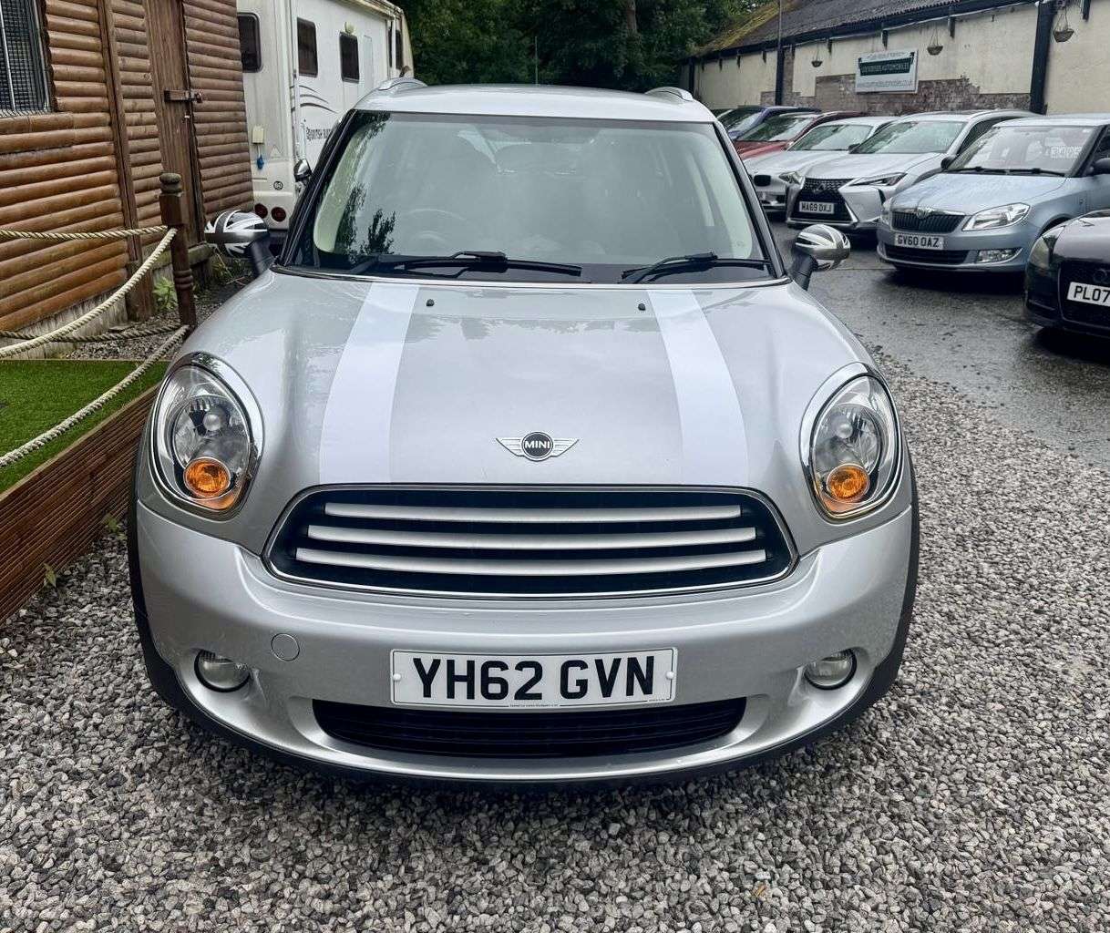 A 2012 MINI COUNTRYMAN 1.6 Cooper D SUV 5dr Diesel Manual Euro 5 (s/s) (112 ps) £4035 WORTH OF EXT A 2012 MINI COUNTRYMAN 1.6 Cooper D SUV 5dr Diesel Manual Euro 5 (s/s) (112 ps) £4035 WORTH OF EXT