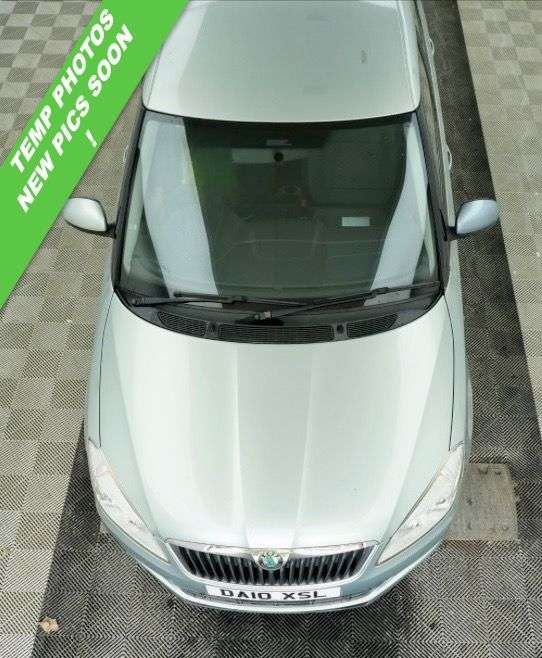 A 2010 SKODA FABIA 1.2 SE Hatchback 5dr Petrol Manual Euro 5 (69 ps) A 2010 SKODA FABIA 1.2 SE Hatchback 5dr Petrol Manual Euro 5 (69 ps)