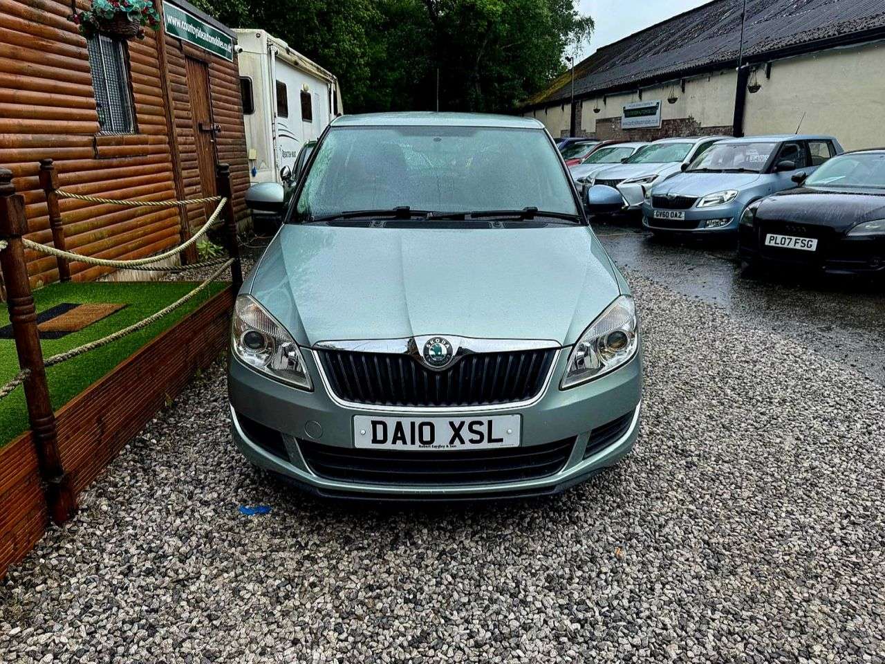 A 2010 SKODA FABIA 1.2 SE Hatchback 5dr Petrol Manual Euro 5 (69 ps) 2 KEYS # LOW INSURANCE # A 2010 SKODA FABIA 1.2 SE Hatchback 5dr Petrol Manual Euro 5 (69 ps) 2 KEYS # LOW INSURANCE #