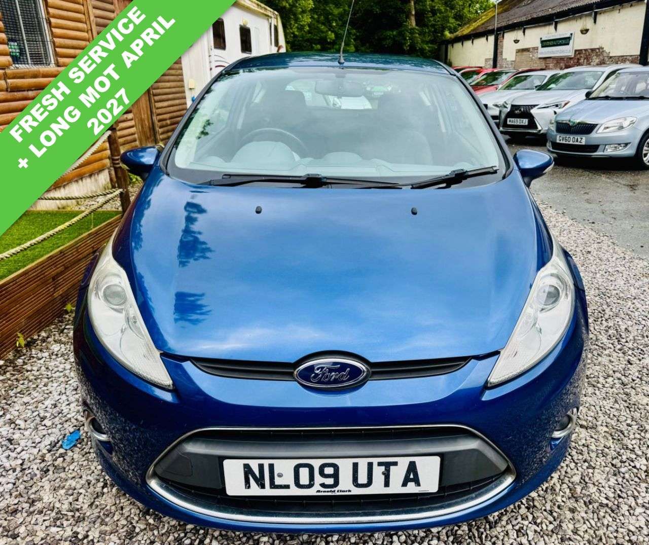 A 2009 FORD FIESTA 1.4 Zetec Hatchback 3dr Petrol Manual (133 g/km, 94 bhp) SERVICE HISTORY JU A 2009 FORD FIESTA 1.4 Zetec Hatchback 3dr Petrol Manual (133 g/km, 94 bhp) SERVICE HISTORY JU