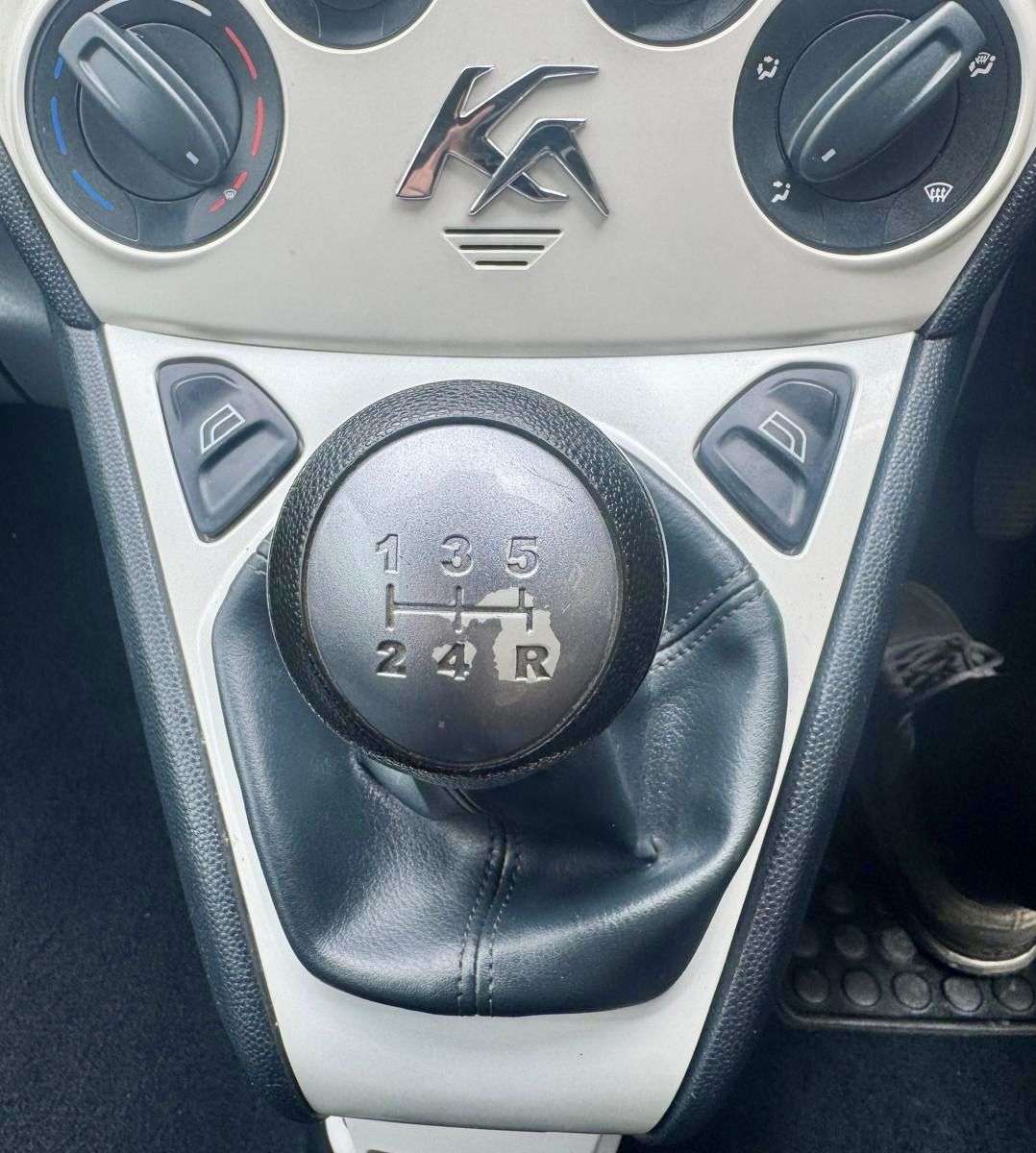 2013 FORD KA 2013 FORD KA