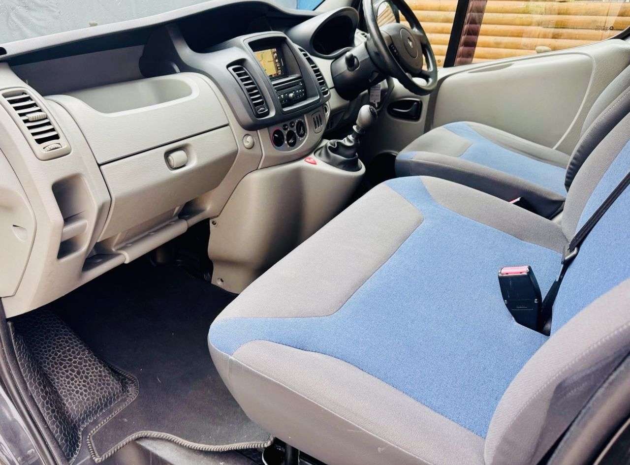2014 RENAULT TRAFIC 2014 RENAULT TRAFIC