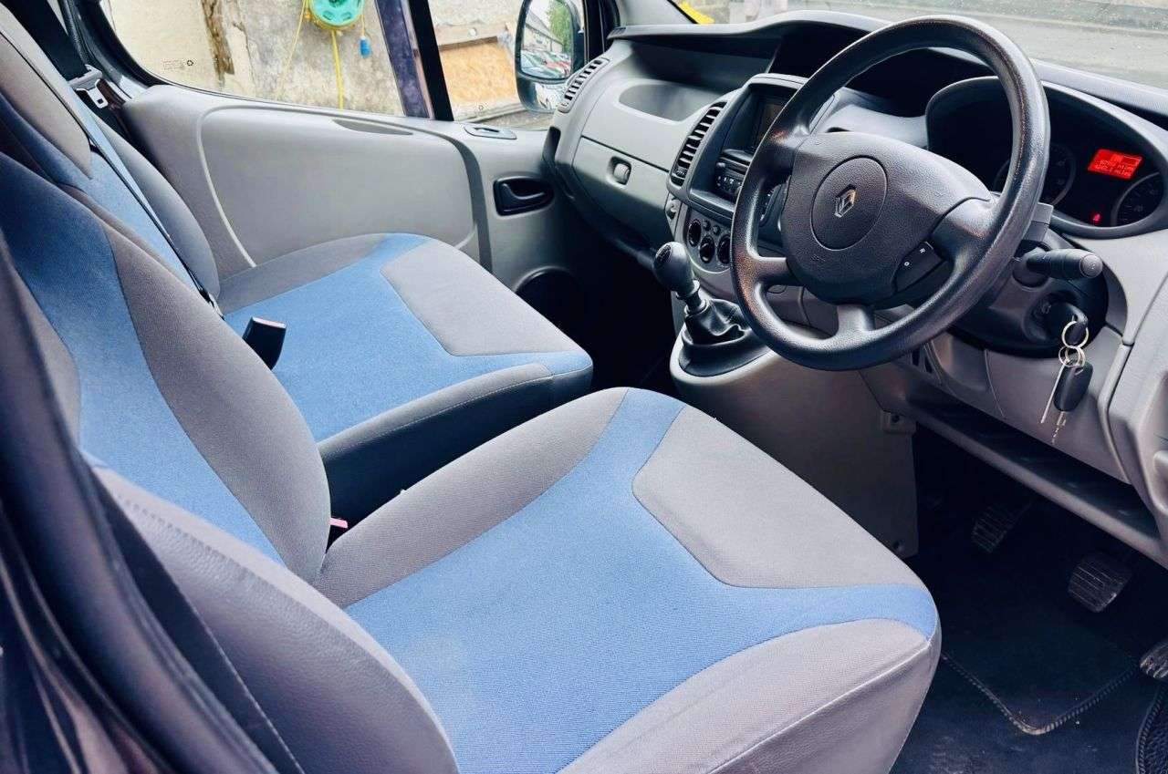 2014 RENAULT TRAFIC 2014 RENAULT TRAFIC