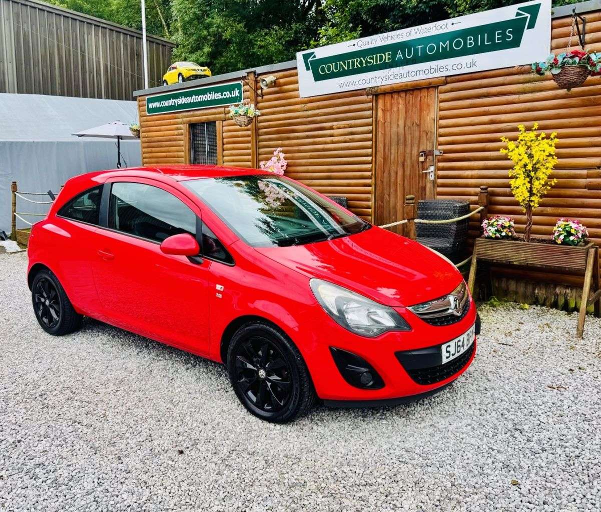A 2014 VAUXHALL CORSA 1.2 16V Excite Hatchback 3dr Petrol Manual Euro 5 (A/C) (85 ps) GLOSS BLACK A 2014 VAUXHALL CORSA 1.2 16V Excite Hatchback 3dr Petrol Manual Euro 5 (A/C) (85 ps) GLOSS BLACK