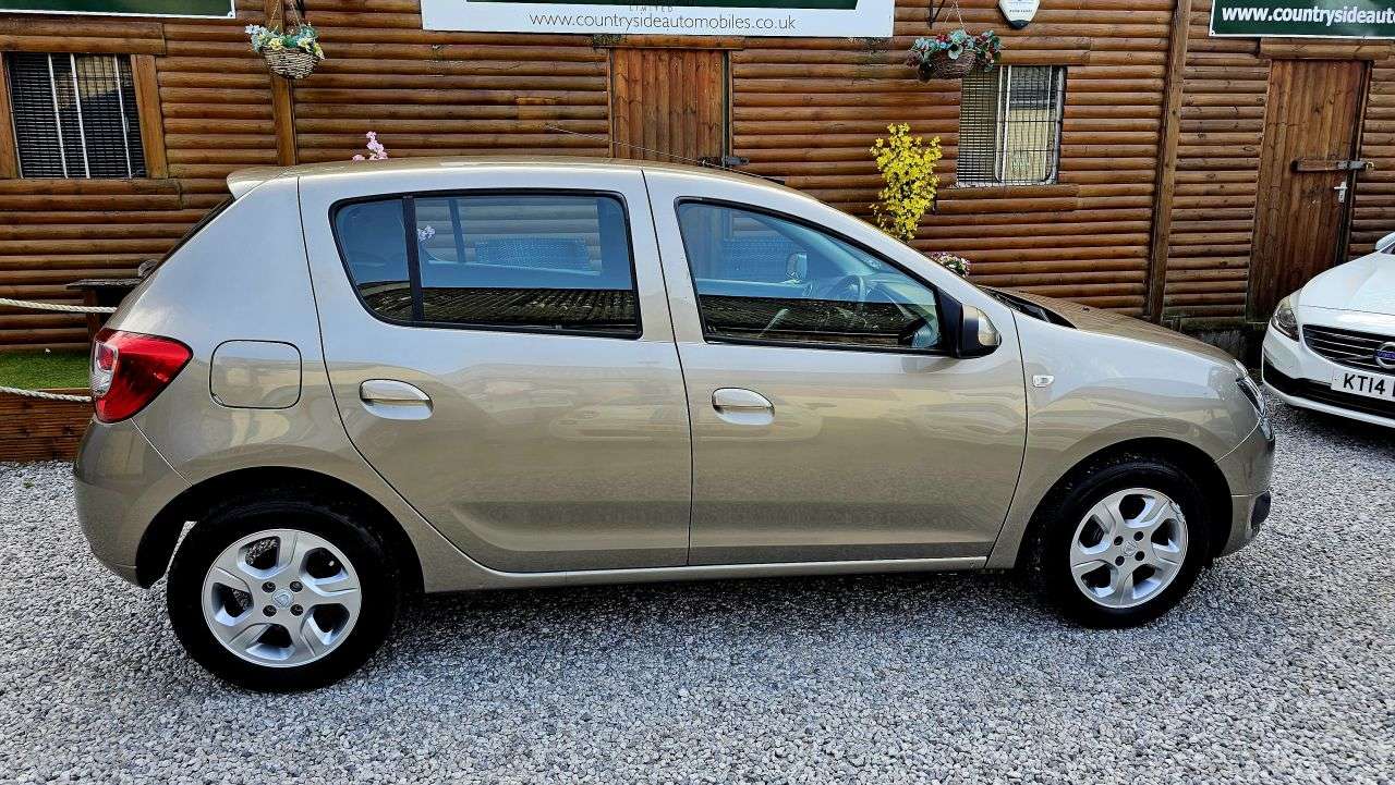 2015 DACIA SANDERO 2015 DACIA SANDERO