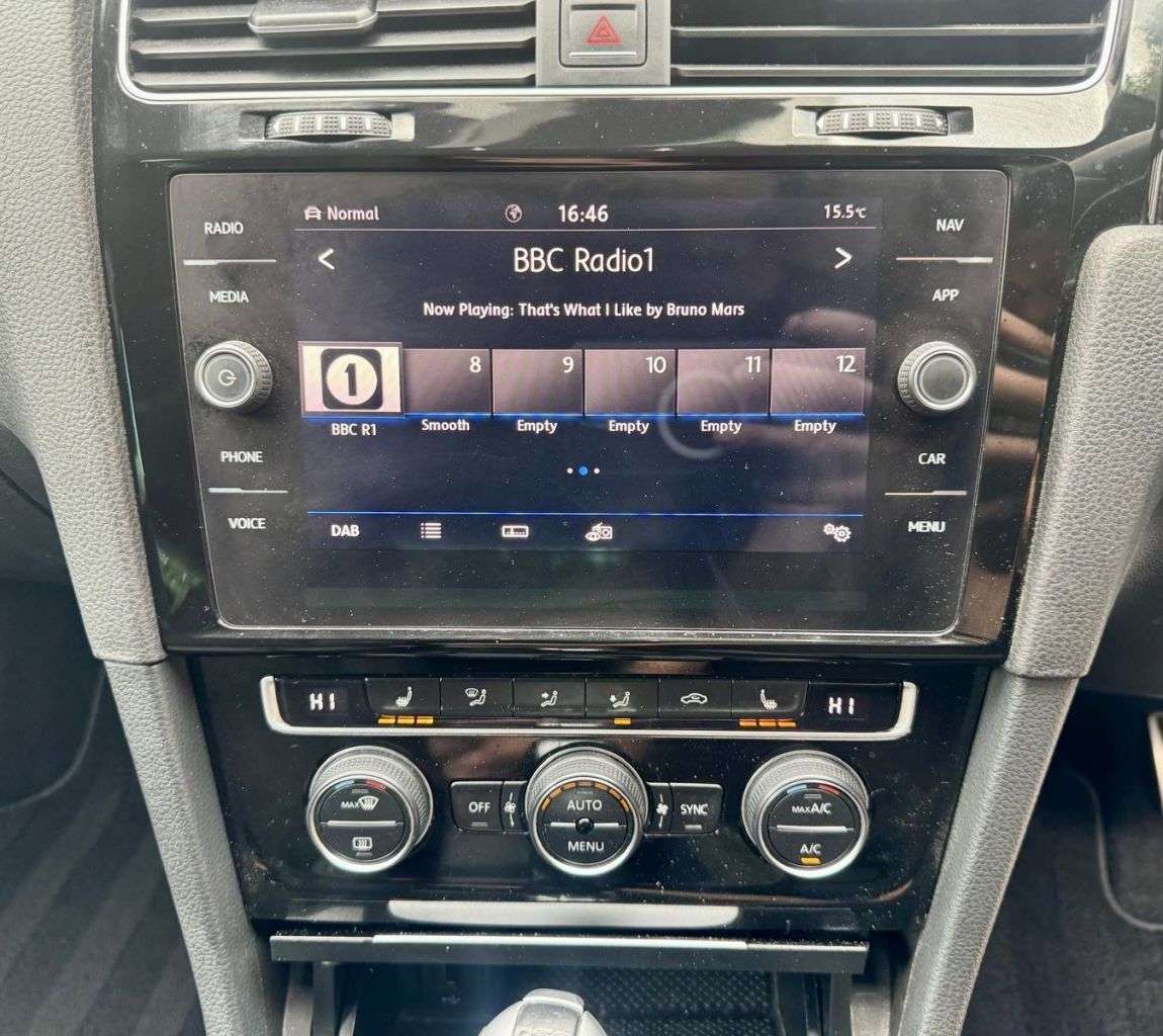 2018 VOLKSWAGEN GOLF 2018 VOLKSWAGEN GOLF