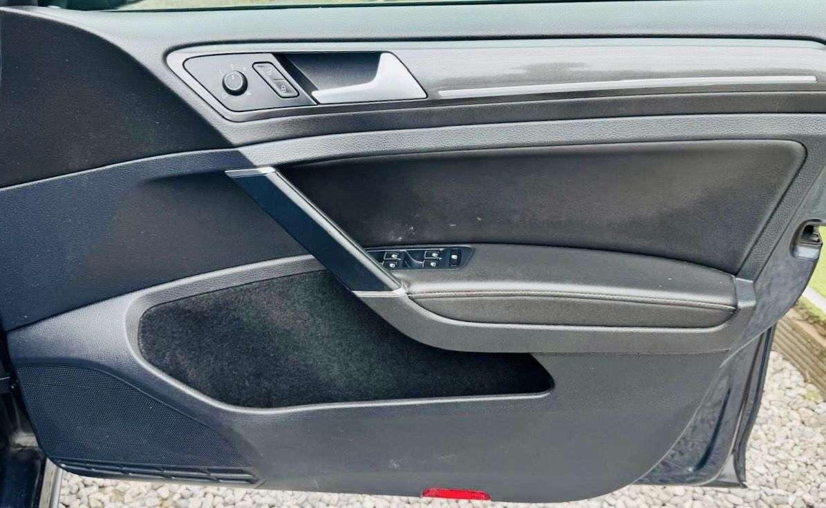 2018 VOLKSWAGEN GOLF 2018 VOLKSWAGEN GOLF
