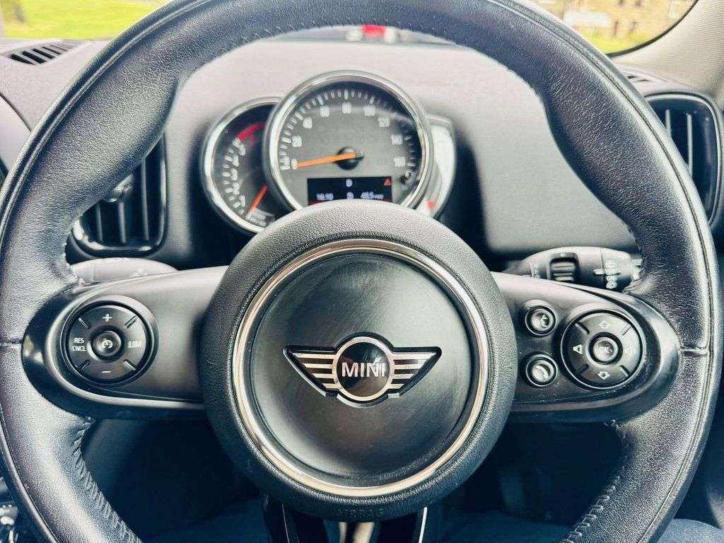 2018 MINI COUNTRYMAN 2018 MINI COUNTRYMAN