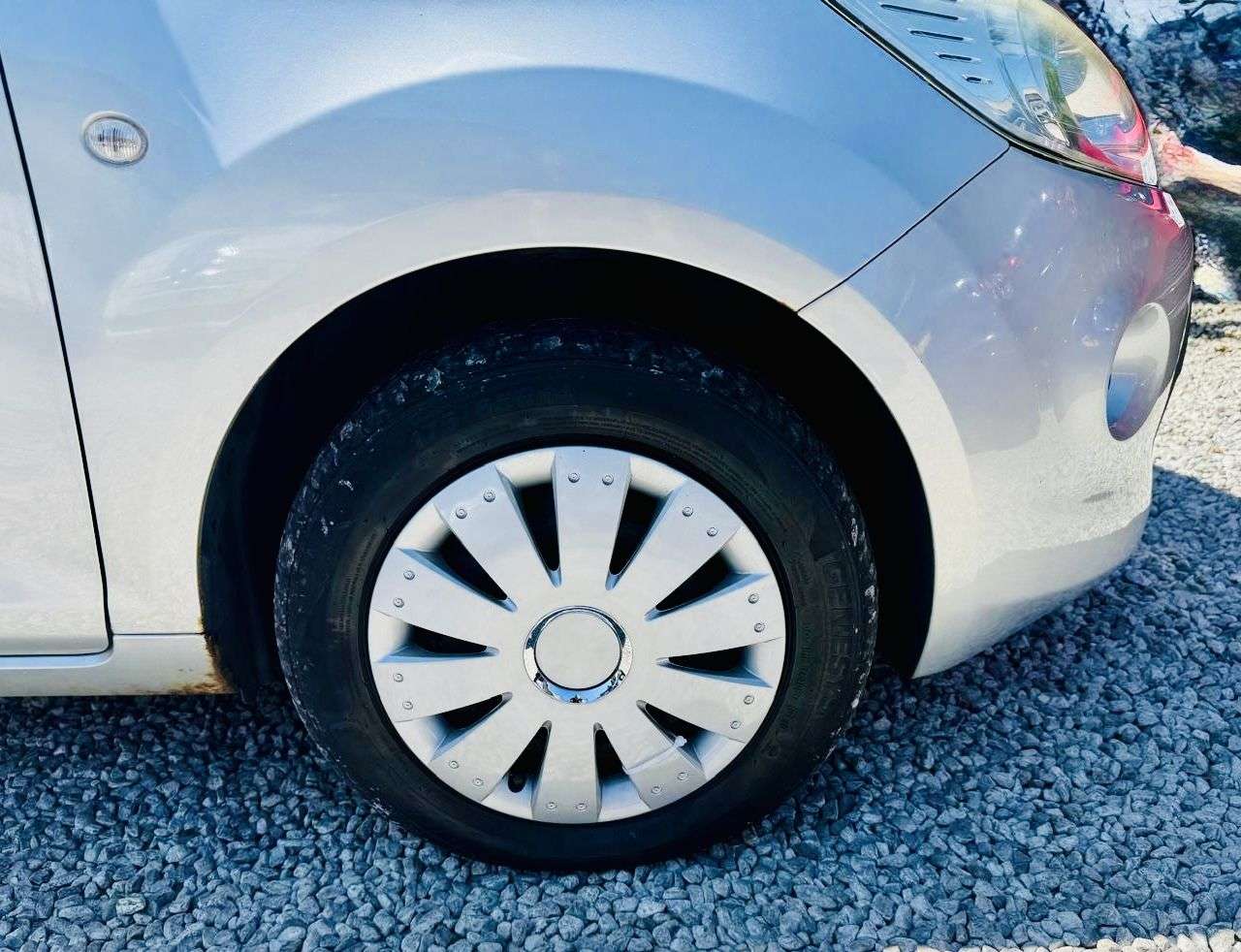 2011 FORD KA 2011 FORD KA