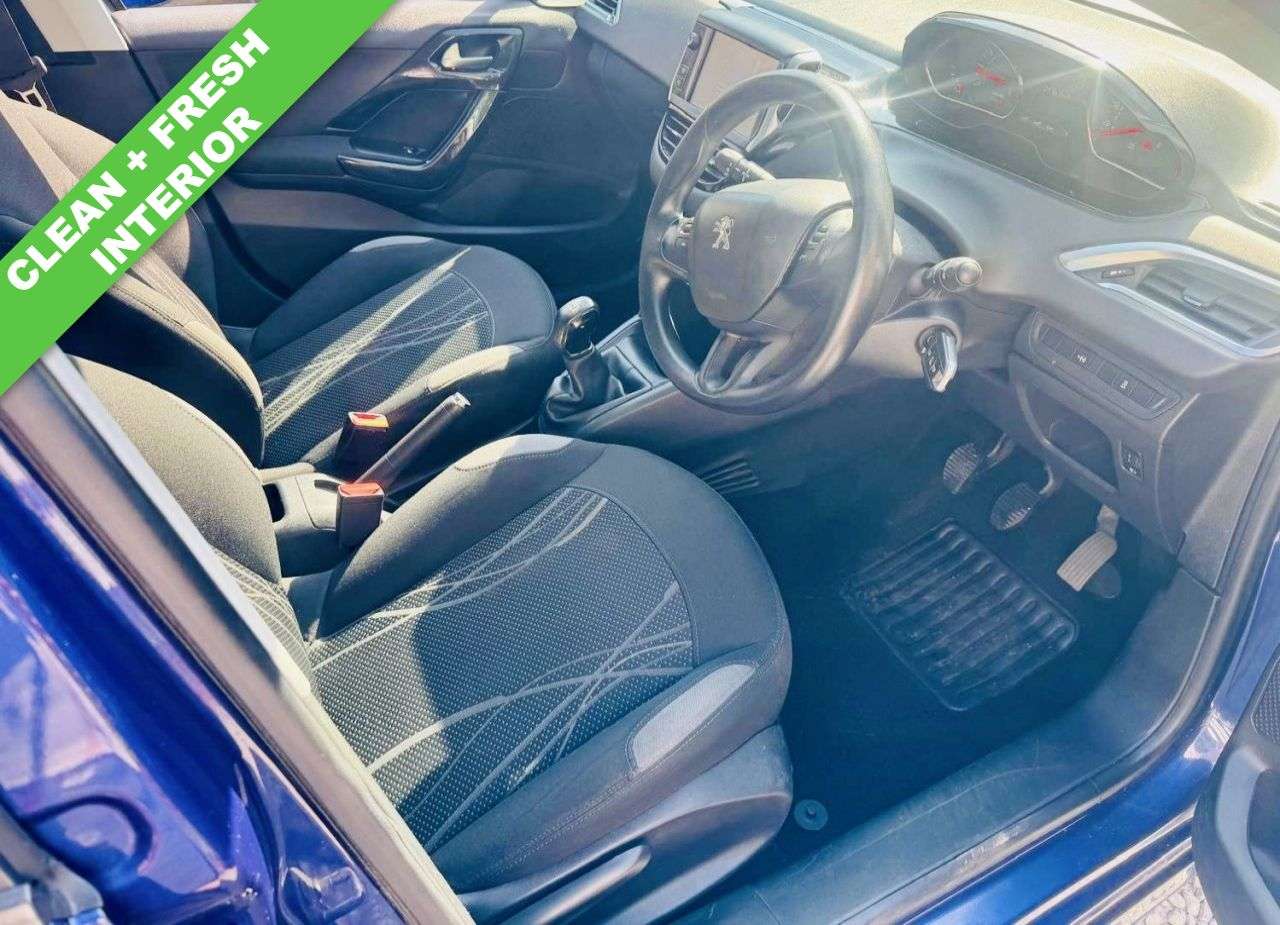 2013 PEUGEOT 208 2013 PEUGEOT 208