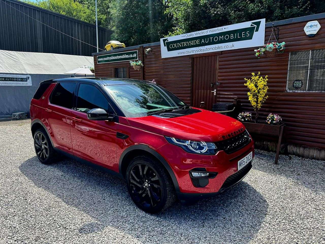 A 2016 LAND ROVER DISCOVERY SPORT 2.0 TD4 HSE Black SUV 5dr Diesel Auto 4WD Euro 6 (s/s) (180 ps) HEATED S/WH A 2016 LAND ROVER DISCOVERY SPORT 2.0 TD4 HSE Black SUV 5dr Diesel Auto 4WD Euro 6 (s/s) (180 ps) HEATED S/WH