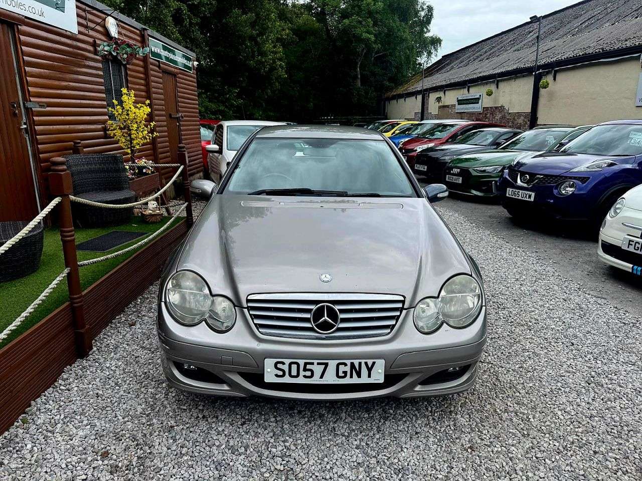 A 2008 MERCEDES-BENZ C CLASS 2.1 C200 CDI SE Coupe 2dr Diesel Manual (172 g/km, 122 bhp) LOW INSURANCE # A 2008 MERCEDES-BENZ C CLASS 2.1 C200 CDI SE Coupe 2dr Diesel Manual (172 g/km, 122 bhp) LOW INSURANCE #