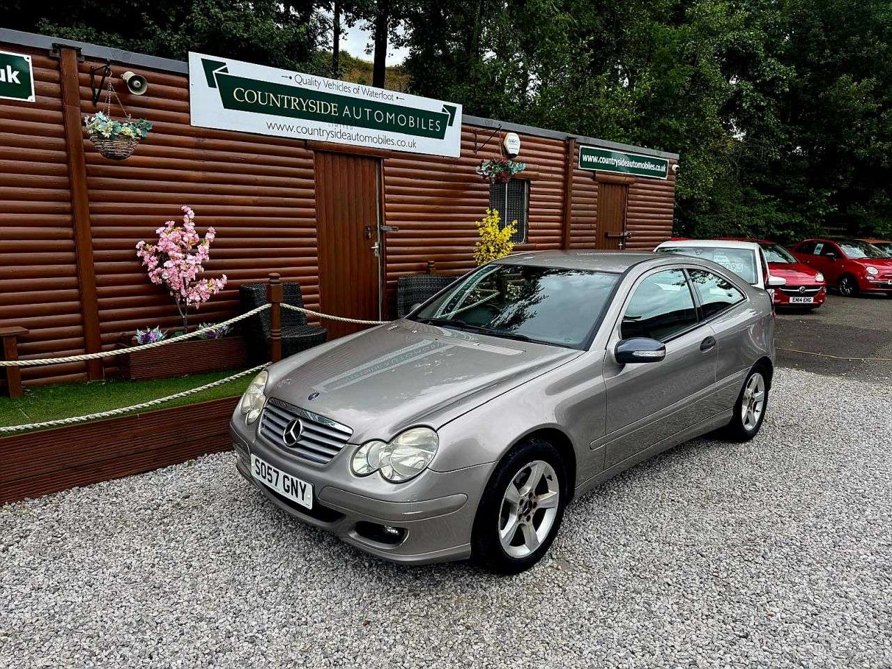 A 2008 MERCEDES-BENZ C CLASS 2.1 C200 CDI SE Coupe 2dr Diesel Manual (172 g/km, 122 bhp) LOW INSURANCE # A 2008 MERCEDES-BENZ C CLASS 2.1 C200 CDI SE Coupe 2dr Diesel Manual (172 g/km, 122 bhp) LOW INSURANCE #