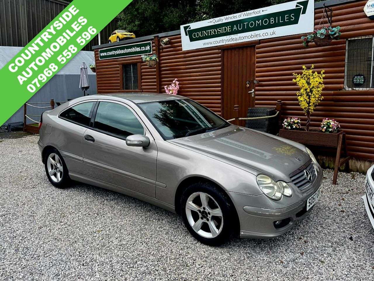 A 2008 MERCEDES-BENZ C CLASS 2.1 C200 CDI SE Coupe 2dr Diesel Manual (172 g/km, 122 bhp) LOW INSURANCE # A 2008 MERCEDES-BENZ C CLASS 2.1 C200 CDI SE Coupe 2dr Diesel Manual (172 g/km, 122 bhp) LOW INSURANCE #