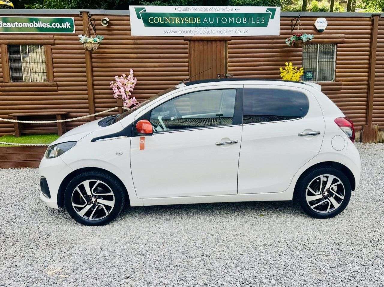 2016 PEUGEOT 108 2016 PEUGEOT 108