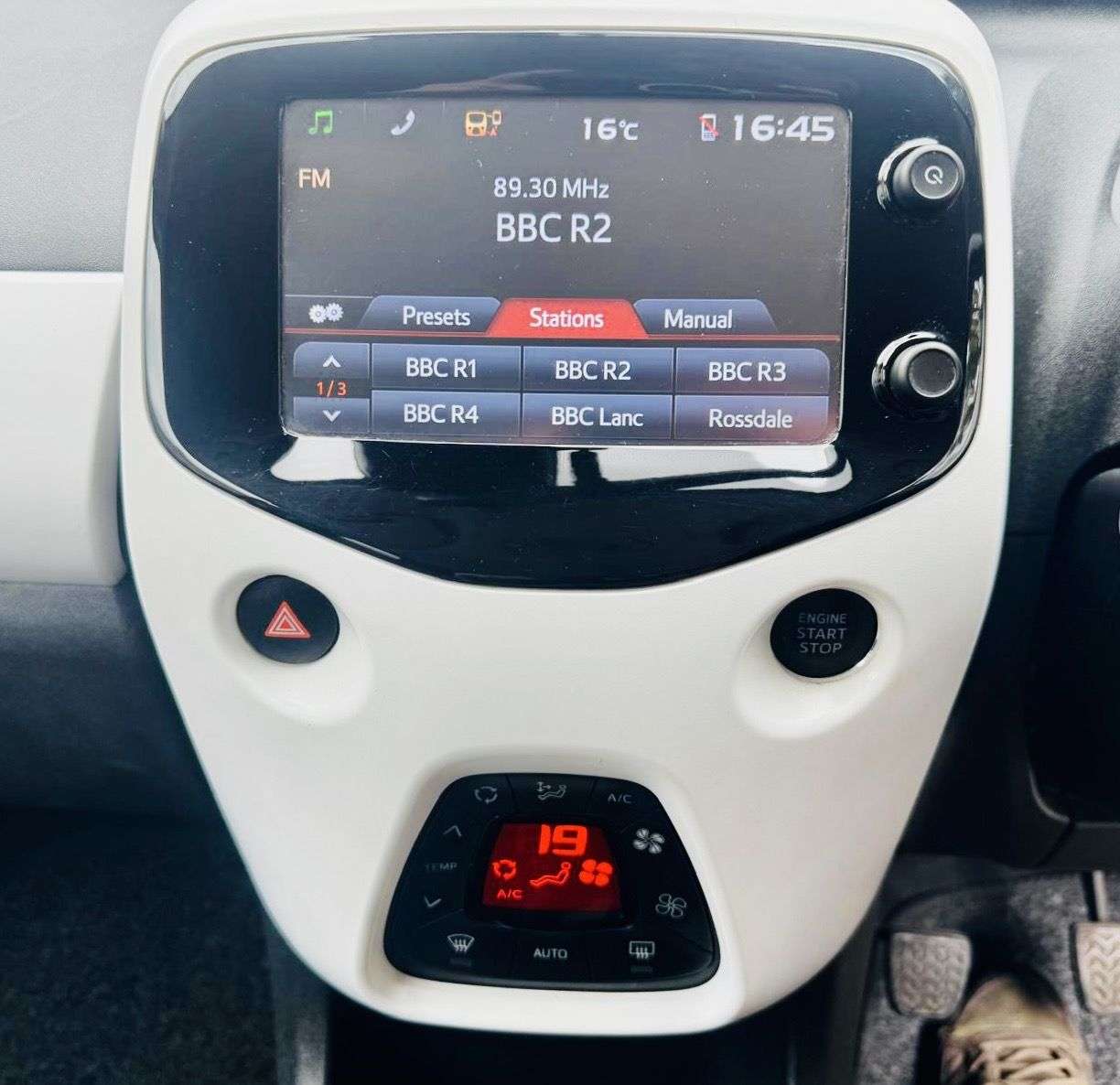 2016 PEUGEOT 108 2016 PEUGEOT 108
