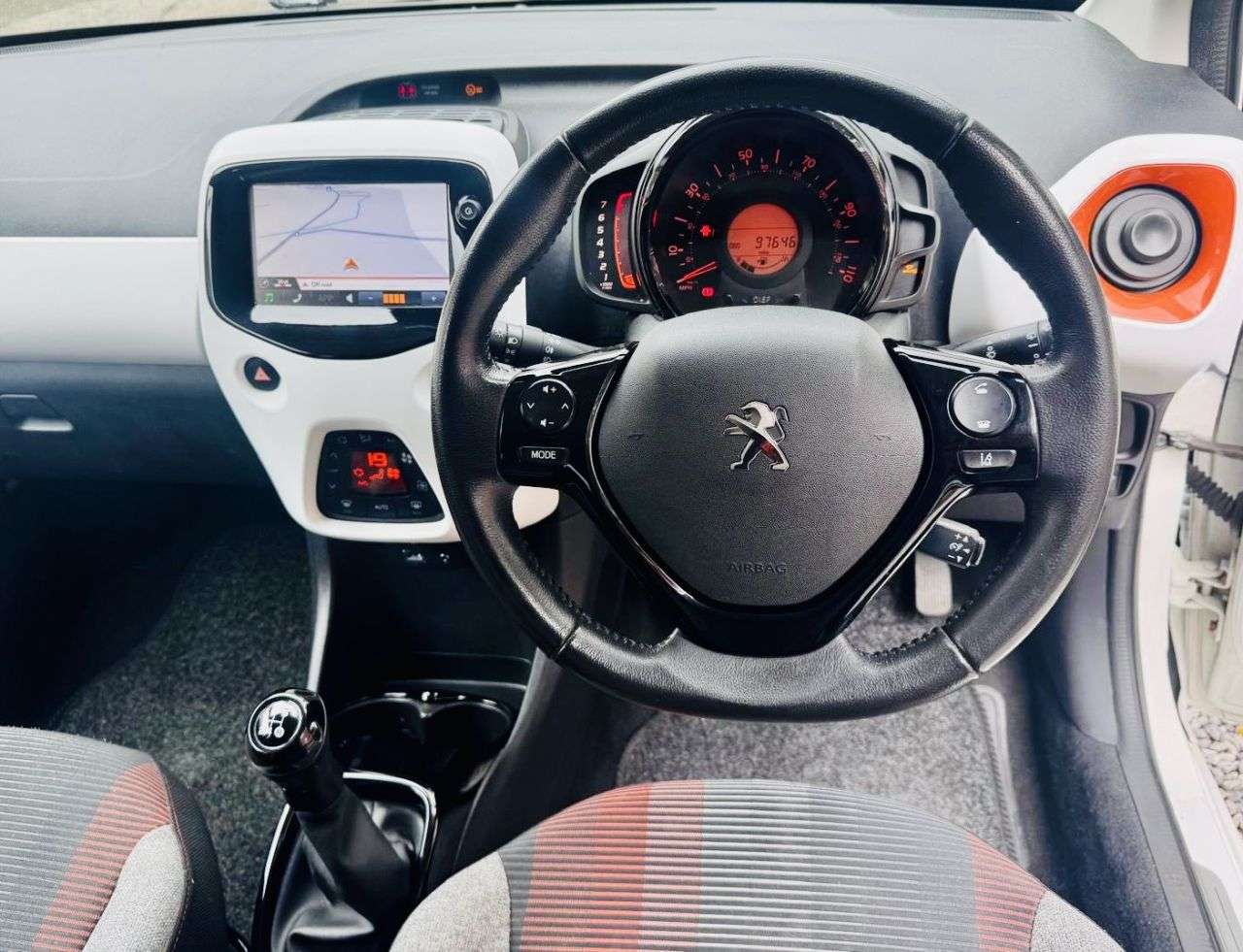 2016 PEUGEOT 108 2016 PEUGEOT 108