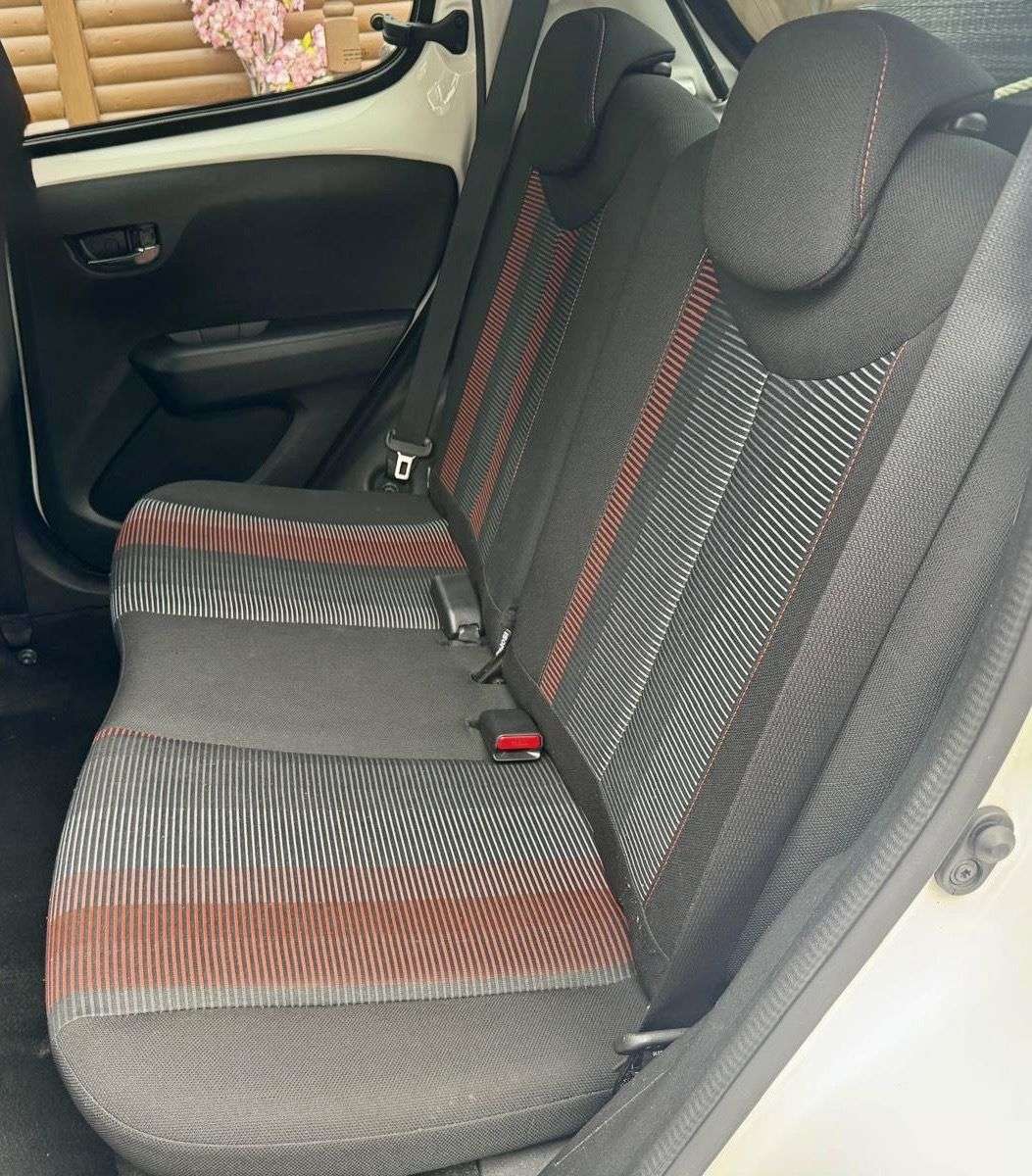 2016 PEUGEOT 108 2016 PEUGEOT 108