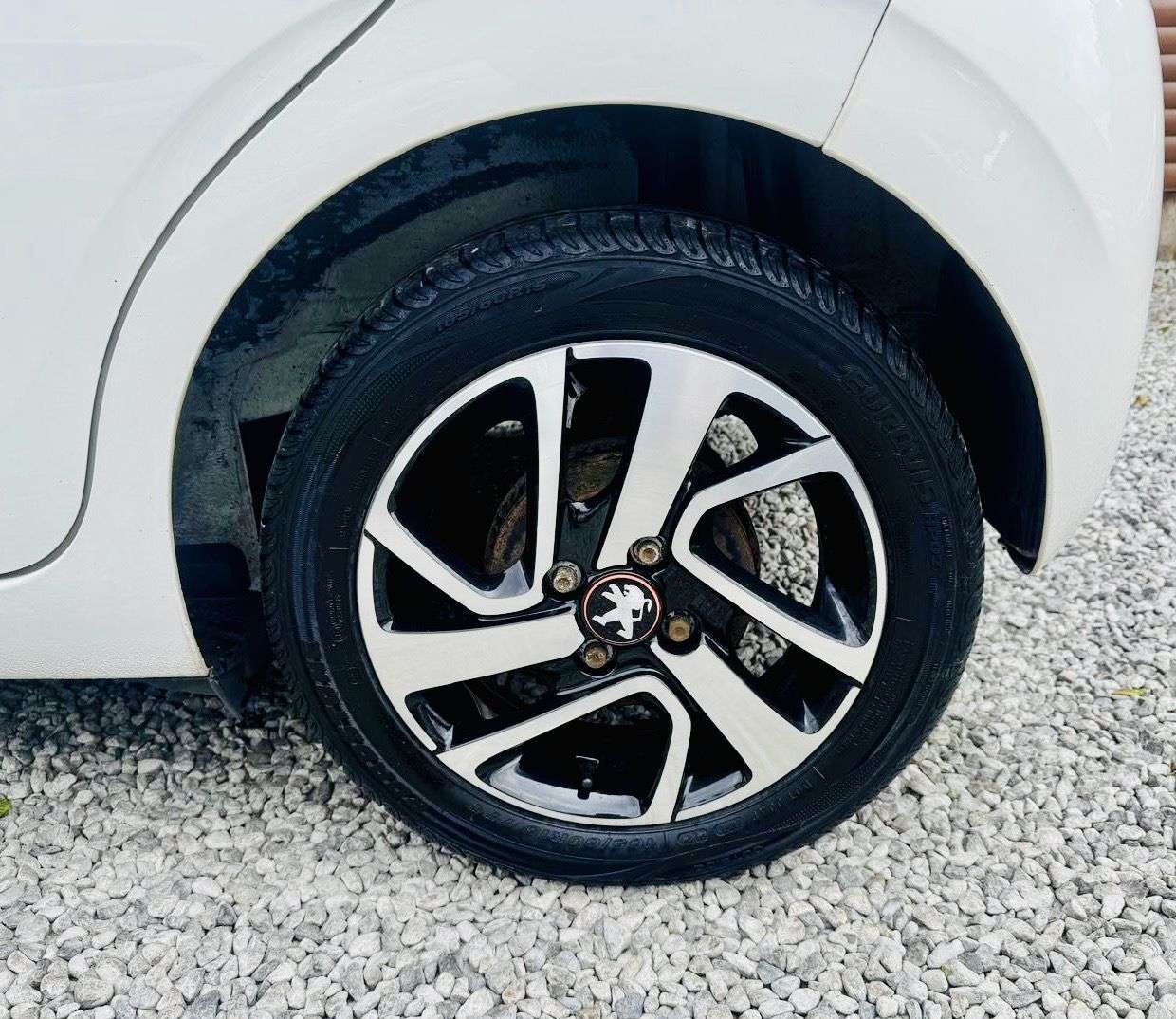 2016 PEUGEOT 108 2016 PEUGEOT 108