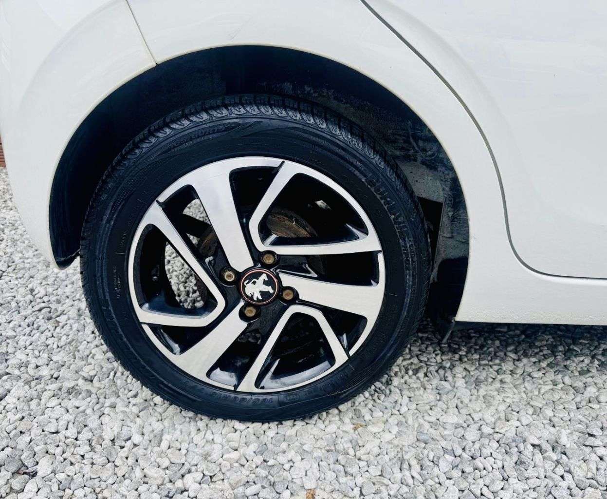 2016 PEUGEOT 108 2016 PEUGEOT 108
