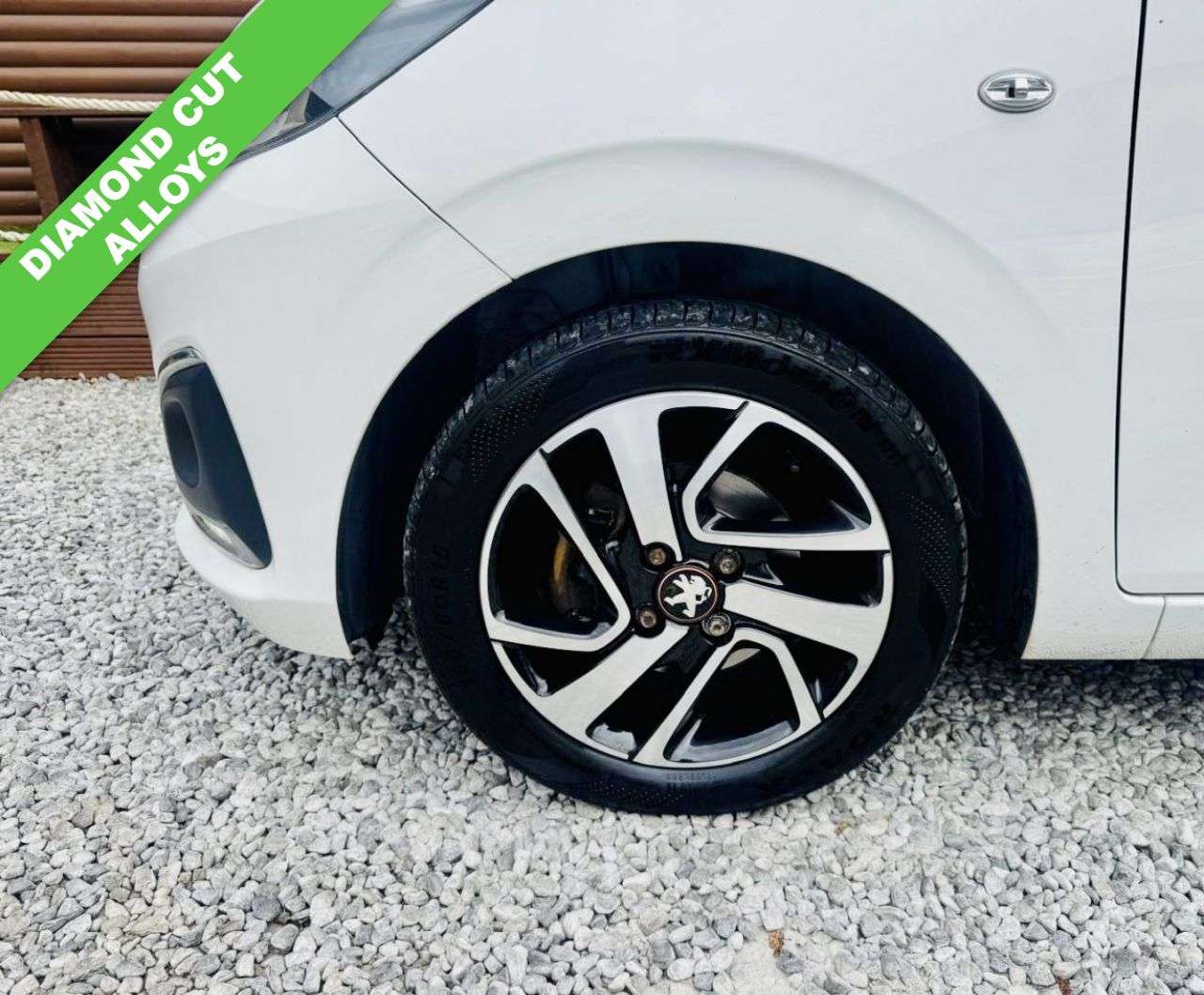 2016 PEUGEOT 108 2016 PEUGEOT 108