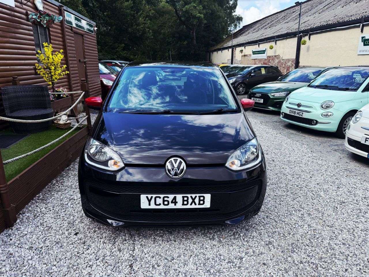 A 2014 VOLKSWAGEN UP! 1.0 Move up! Hatchback 3dr Petrol Manual Euro 5 (60 ps) 63 MPG - LOW INSURA A 2014 VOLKSWAGEN UP! 1.0 Move up! Hatchback 3dr Petrol Manual Euro 5 (60 ps) 63 MPG - LOW INSURA