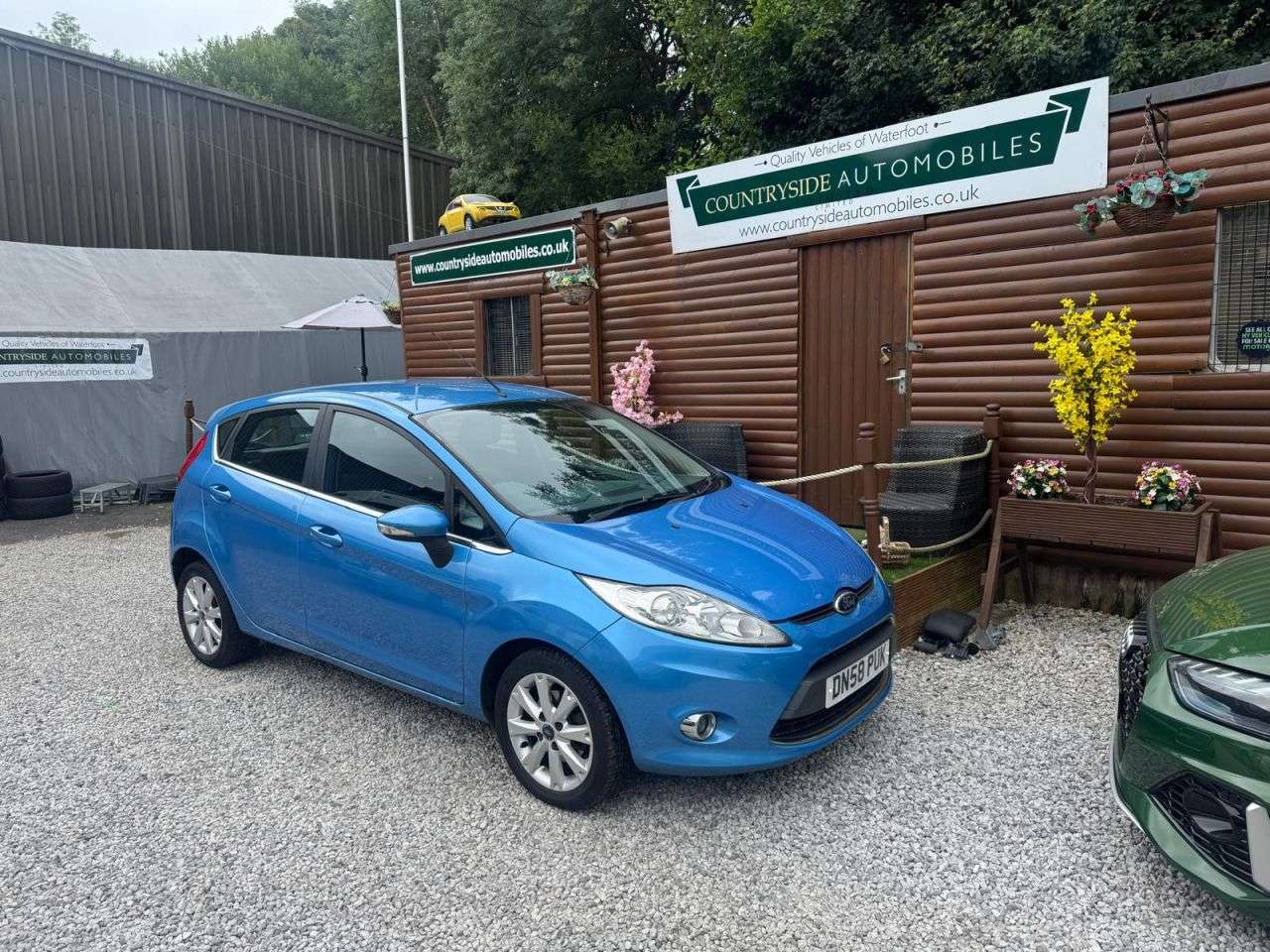 A 2009 FORD FIESTA 1.25 Edge Hatchback 5dr Petrol Manual (133 g/km, 81 bhp) NEW MOT & WARRANTY A 2009 FORD FIESTA 1.25 Edge Hatchback 5dr Petrol Manual (133 g/km, 81 bhp) NEW MOT & WARRANTY